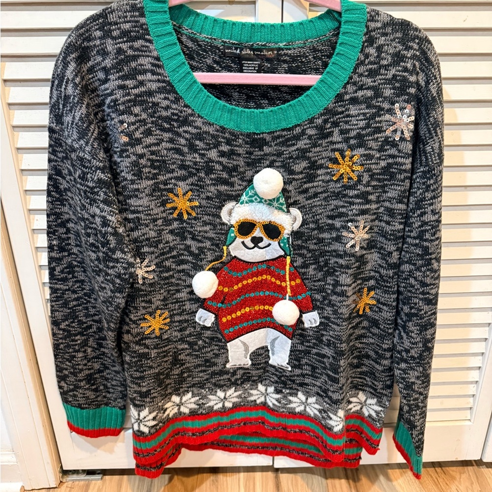 united states sweaters Gray Holiday Bear Sweater with Green Trim